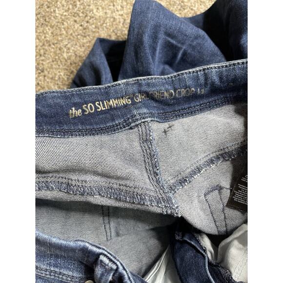 Chico’s Girlfriend Cropped Sequin Stones Embellished Ankle Jeans Size 8 (1) - Picture 3 of 6